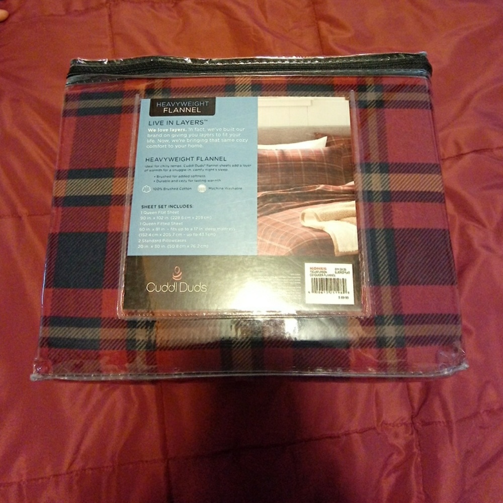 Cuddl Duds Blue/Red Plaid Queen Sheet Set